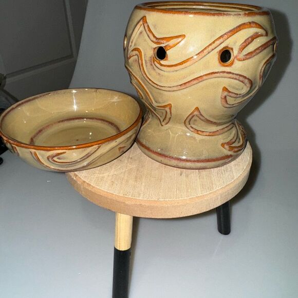 SCENTSY WAX WARMER - Picture 3 of 4